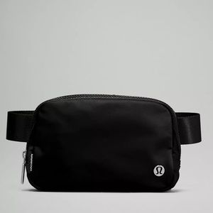 COPY - Lululemon beltbag